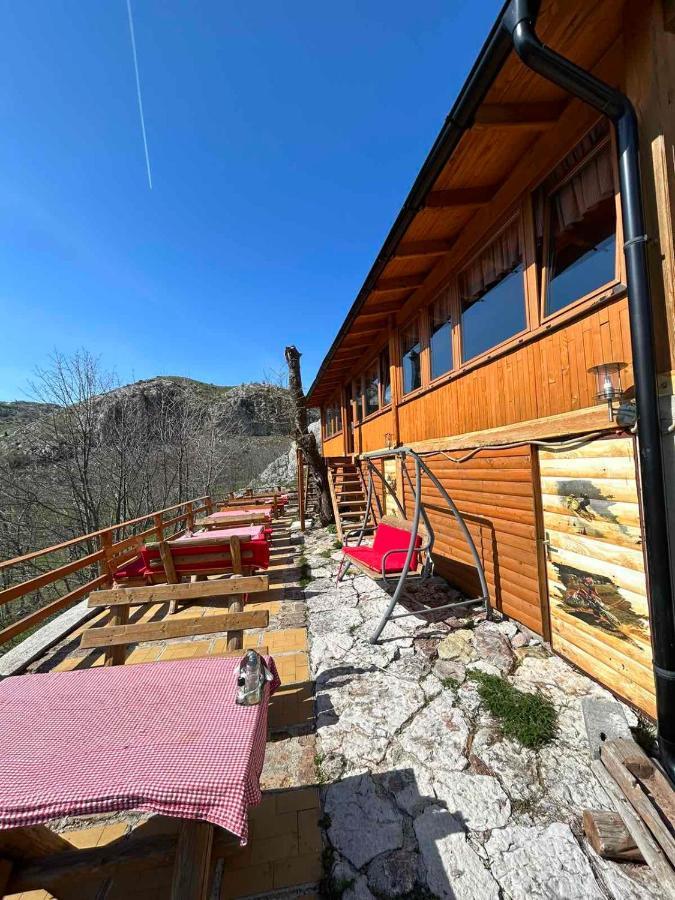 Bed And Breakfast Umoljani Dış mekan fotoğraf