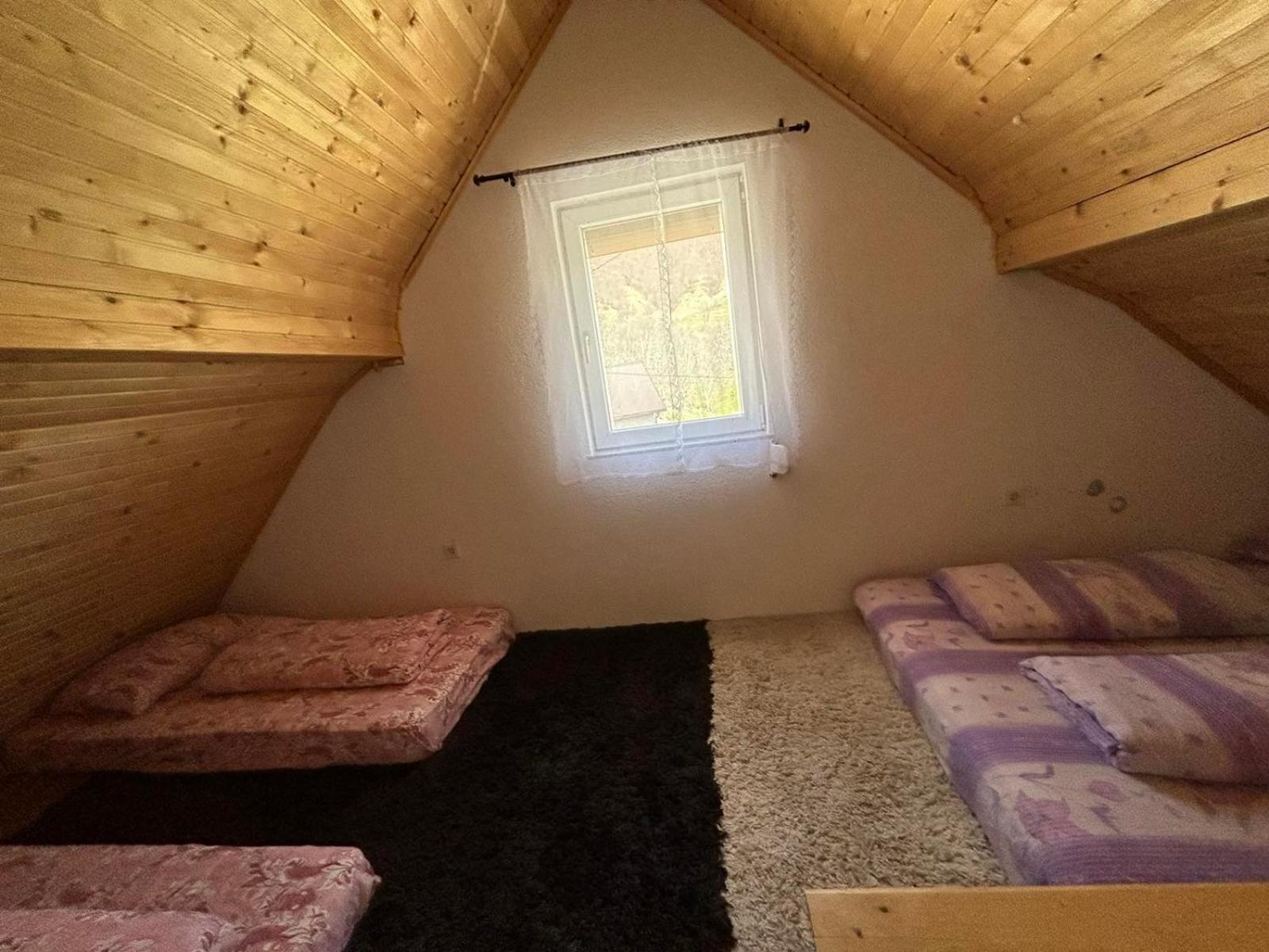 Bed And Breakfast Umoljani Oda fotoğraf