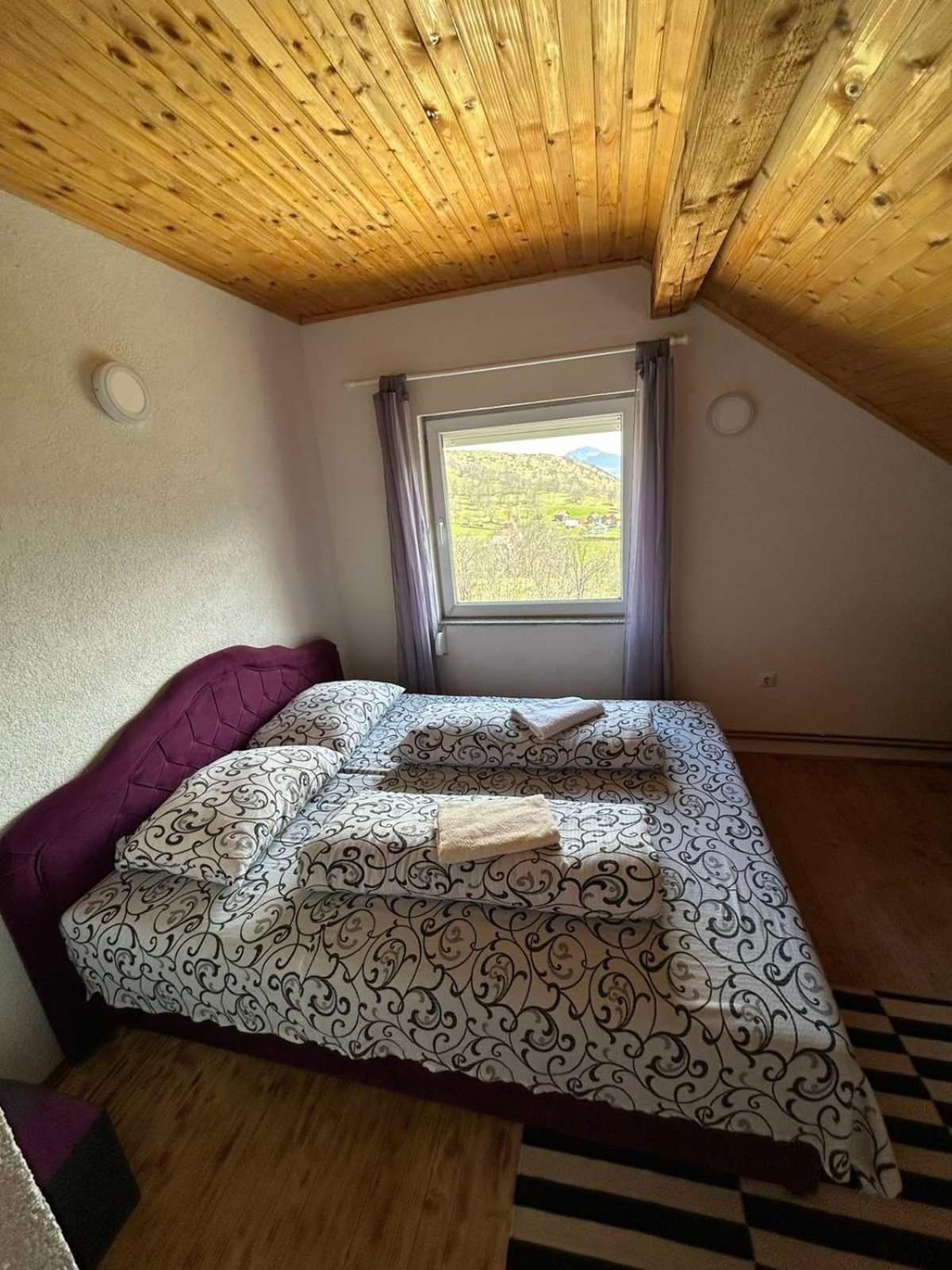 Bed And Breakfast Umoljani Oda fotoğraf